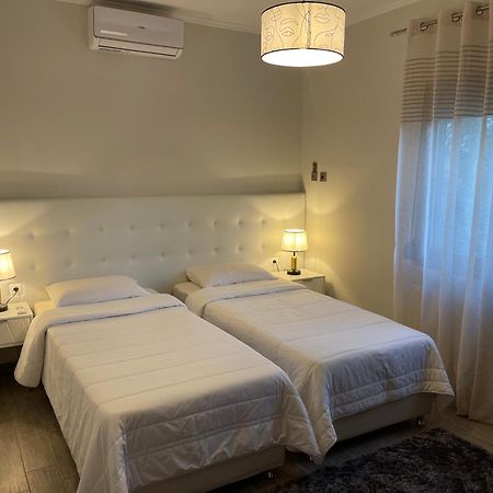 Villa Giannis Vitaládes Eksteriør billede